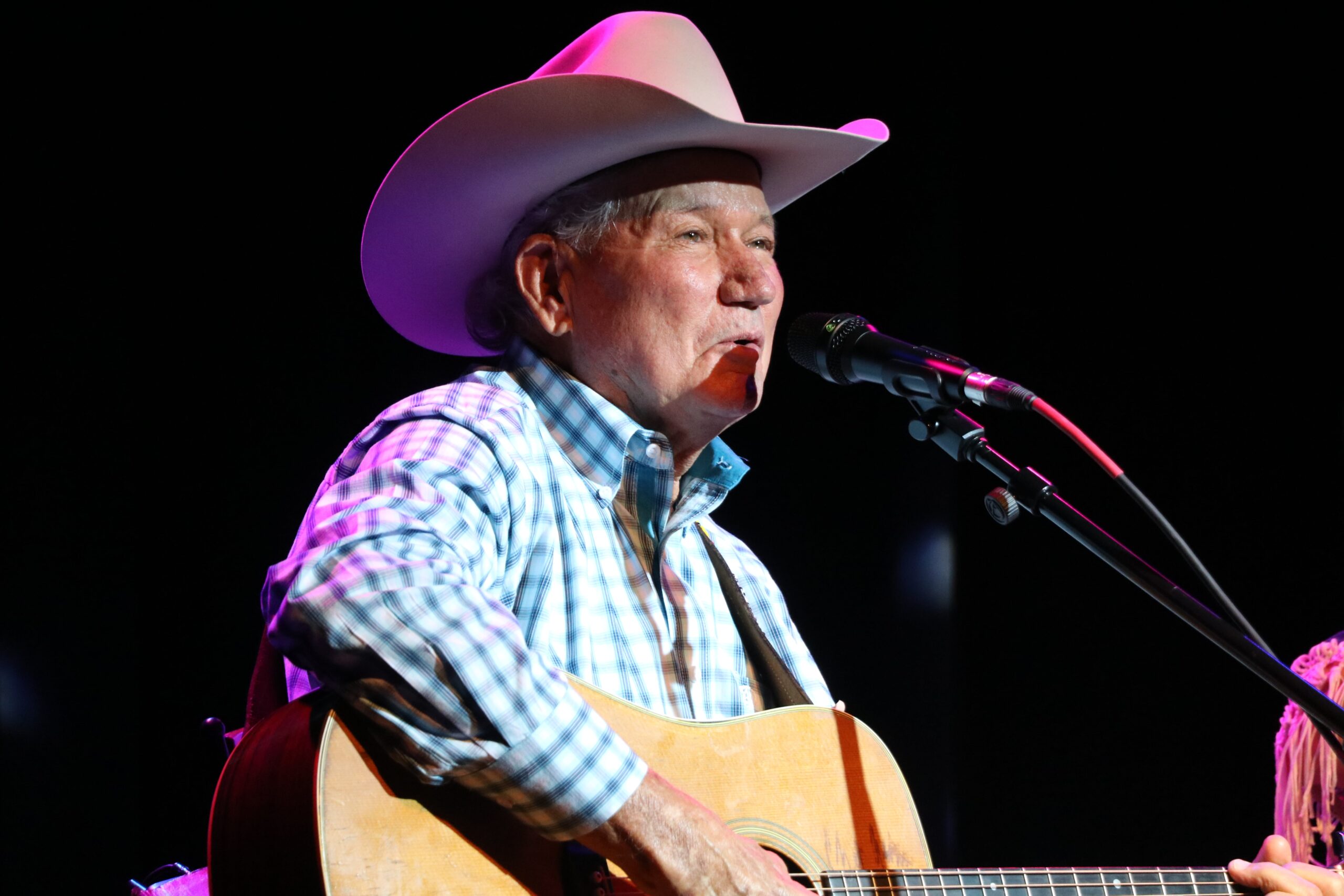 Mack Abernathy performing at Texas Music Cafe in Waco TX
